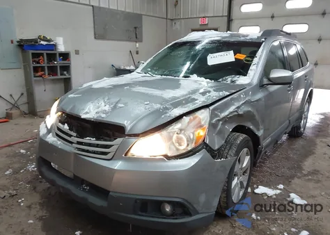 2010 Subaru Outback 2.5I Premium from USA, damaged, VIN 4S4BRBCC0A3338588